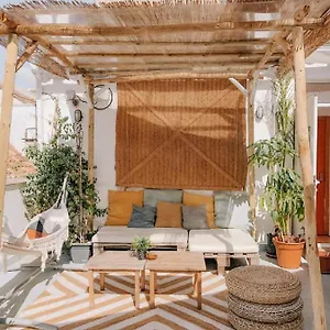 the-urban-jungle-hostel.1costadelsol.com/